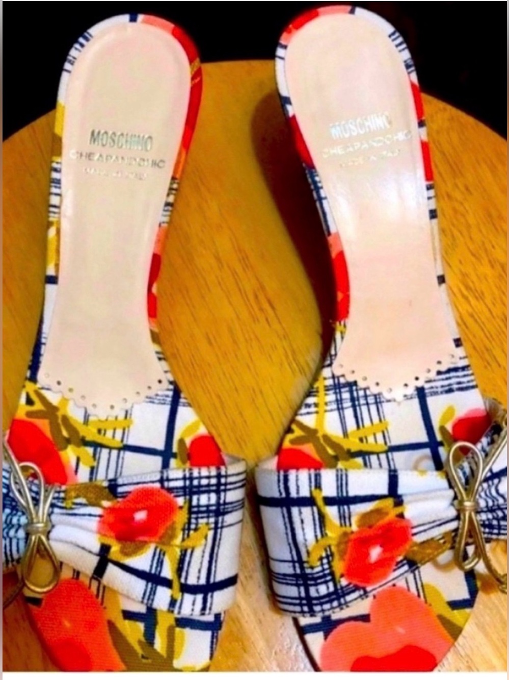 Authentic Moschino White Plaid Floral Slide Mules with Gold Bow Accent size 39.
